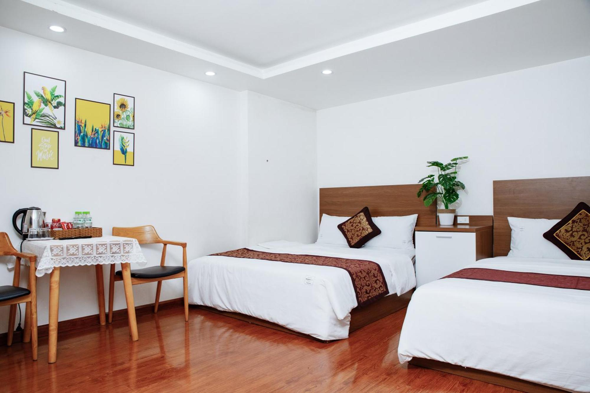 Khách sạn Sky House 3*