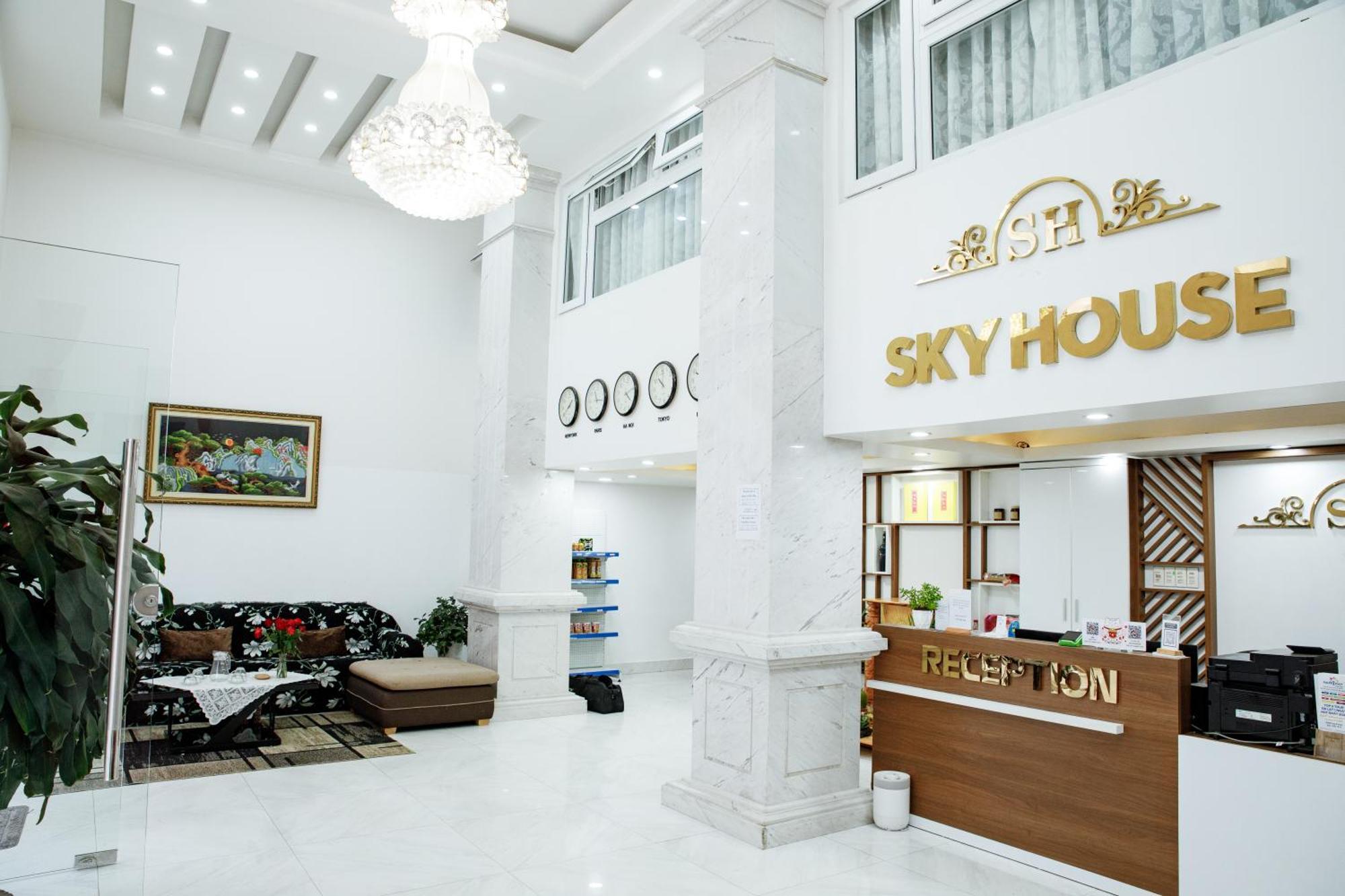 Sky House Khách sạn 3*